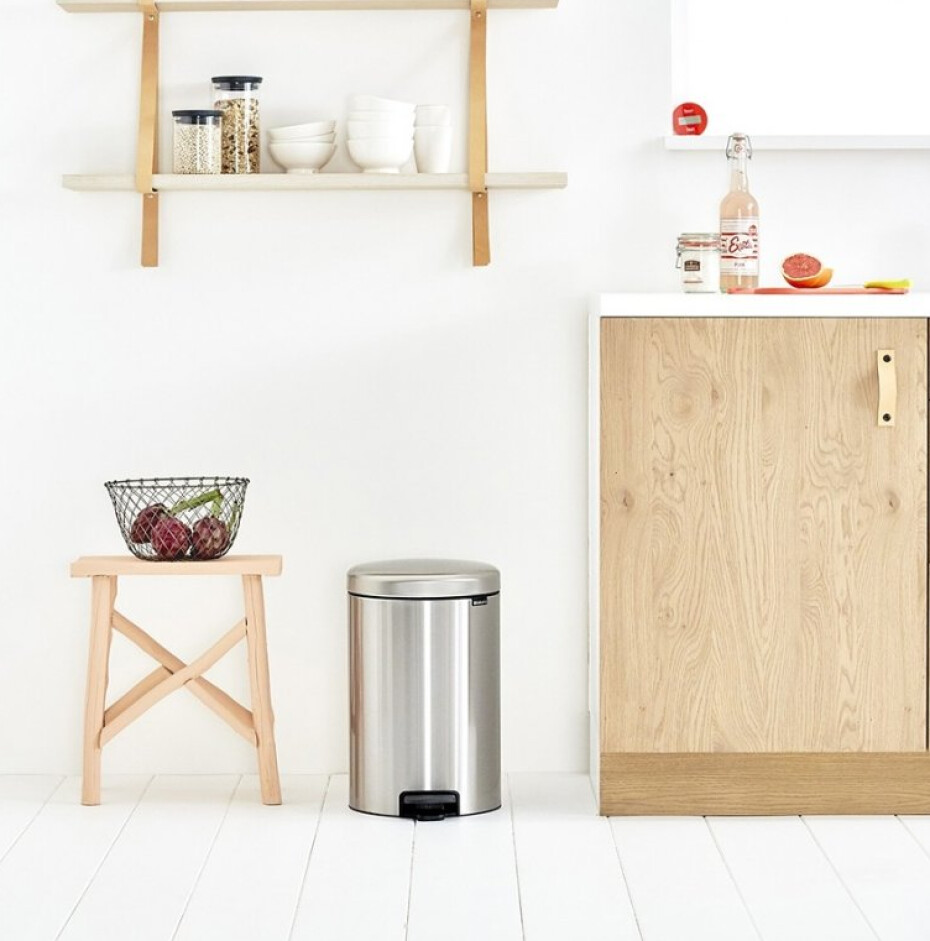Pedálový odpadkový koš NEWICON 20 l, matná ocelová, ocel, Brabantia - main (3)