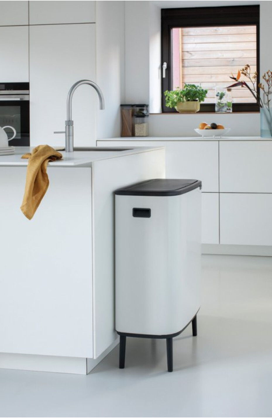 Dotykový odpadkový koš BO TOUCH BIN 2 x 30 l, bílá, Brabantia - main (6)