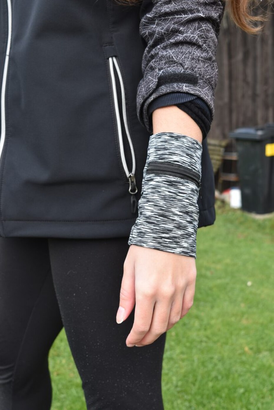 Sportago Armband na běh - černá - main (5)