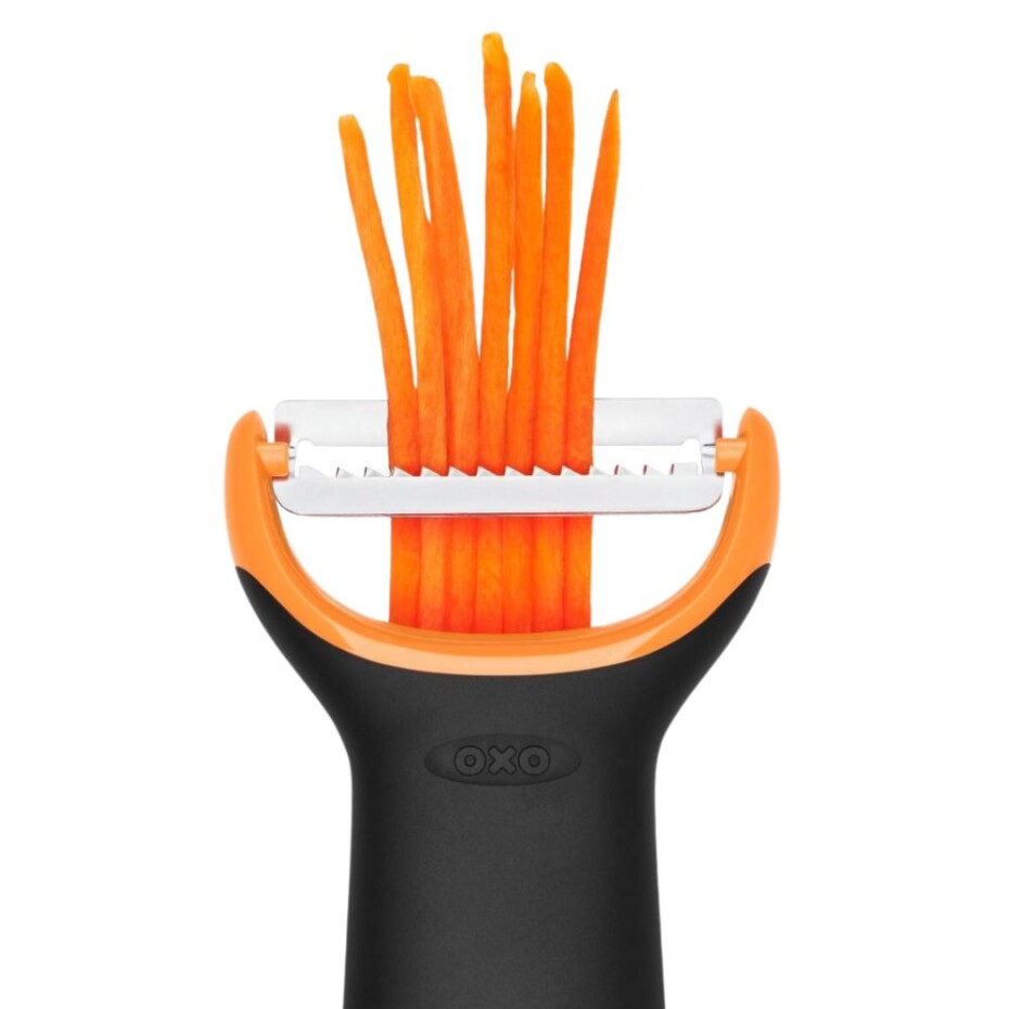 Škrabka na zeleninu JULIENNE GOOD GRIPS 11 cm, oranžová, plast, OXO - main (4)