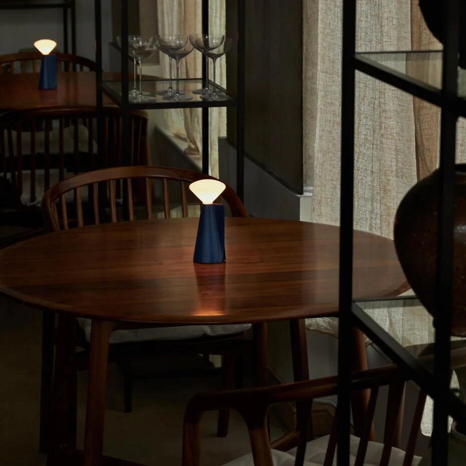 Přenosná stolní lampa MANTLE 19 cm, modrá, nerezová ocel, Tala - main (6)