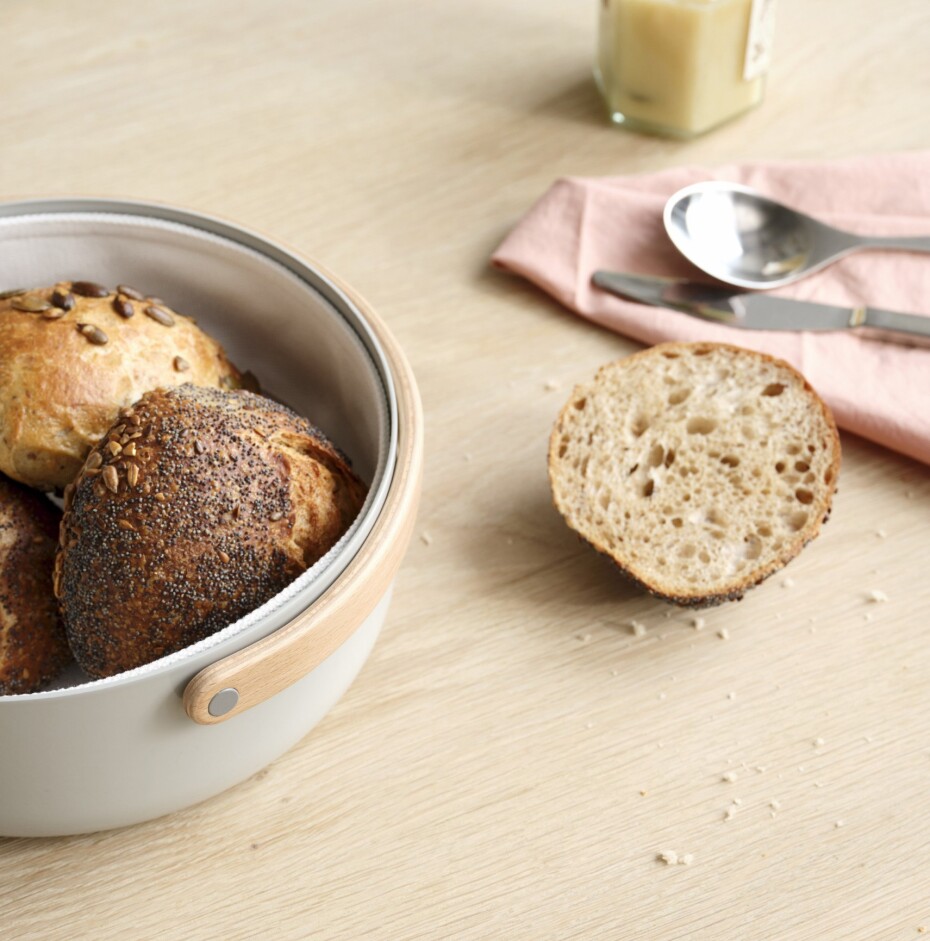 Košík na pečivo EMMA 23 cm, šedá, hliník, Stelton - main (2)