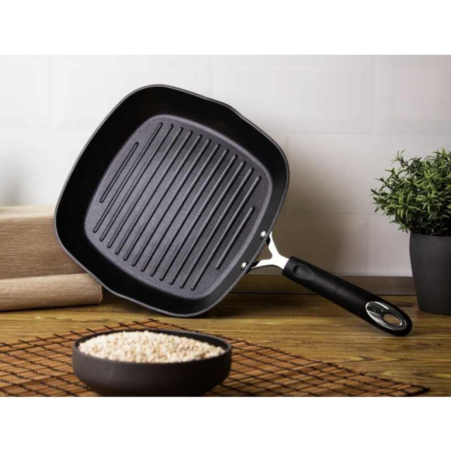 BERLINGERHAUS Pánev grilovací s titanovým povrchem 28 cm Black Professional Line BH-6127 - main (4)