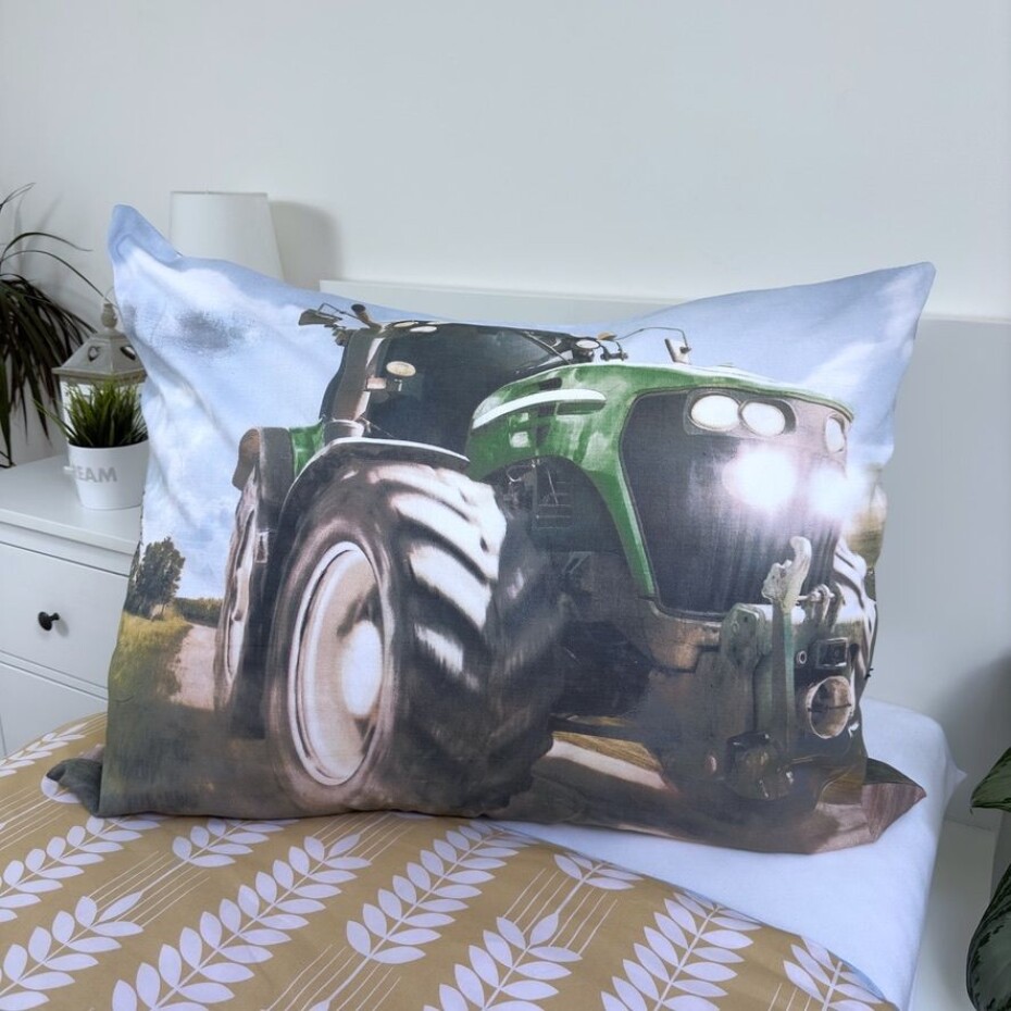 Jerry Fabrics s. r. o. Bavlněné povlečení 140x200 + 70x90 cm - Traktor - main (2)