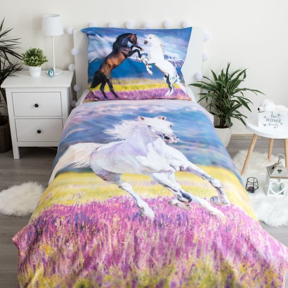 Jerry Fabrics s. r. o. Bavlněné povlečení 140x200 + 70x90 cm - Kůň "Meadow" - main (1)