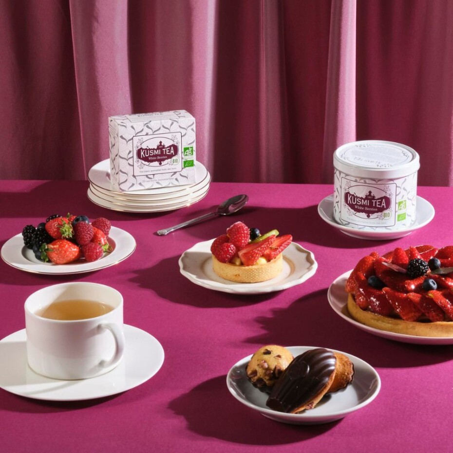Bílý čaj WHITE BERRIES, 20 mušelínových sáčků, Kusmi Tea - main (1)