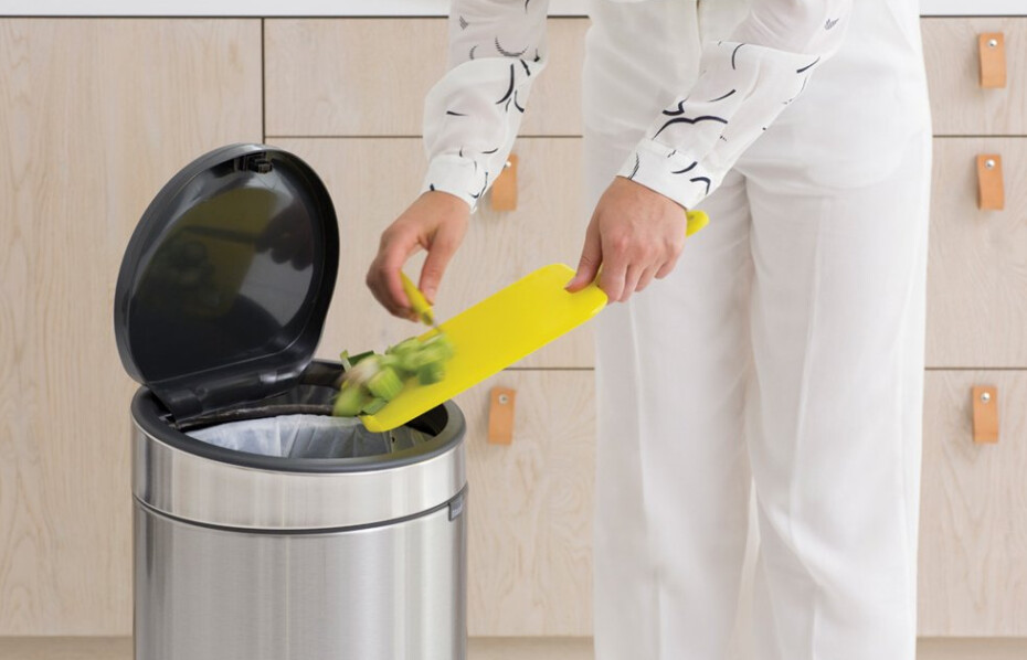 Dotykový odpadkový koš TOUCH BIN NEW 30 l, matná ocelová, Brabantia - main (6)