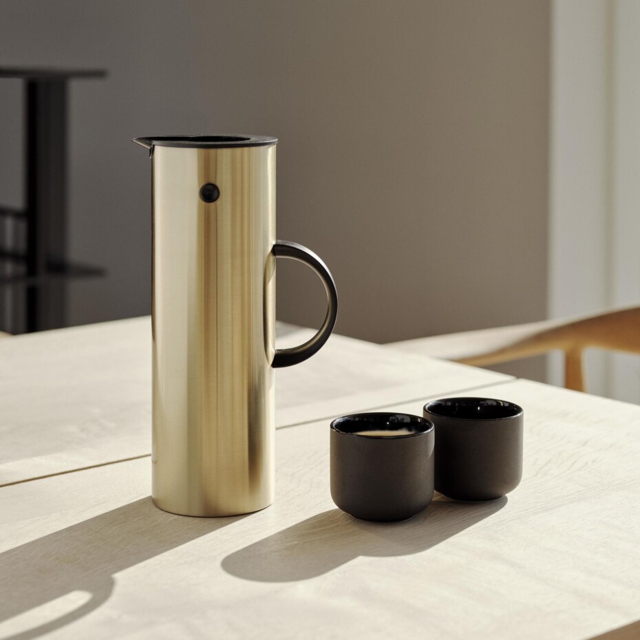Vakuový džbán EM77 1 l, mosazná, nerezová ocel, Stelton - main (2)