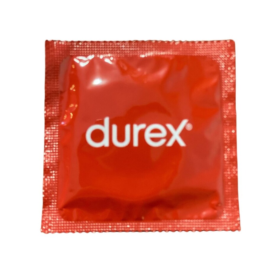 Durex Feel Thin Classic 18 ks - main (2)