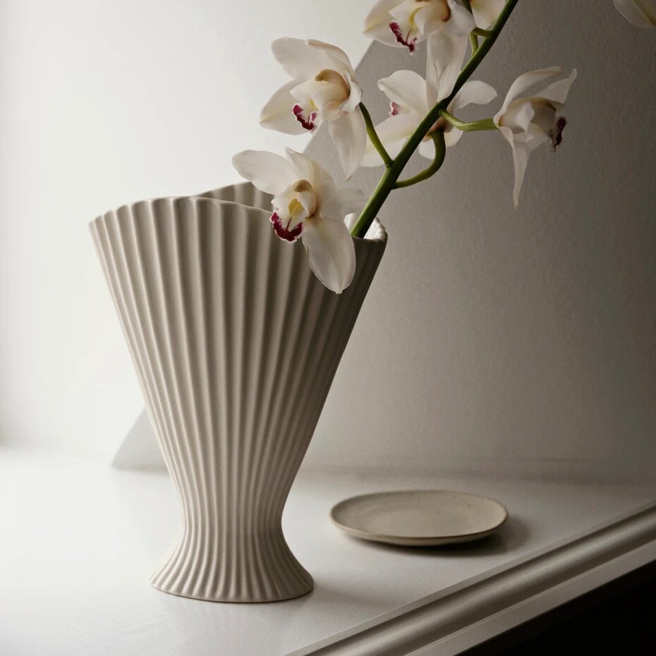 Váza FOUNTAIN 30,5 cm, bílá, kamenina, ferm LIVING - main (1)