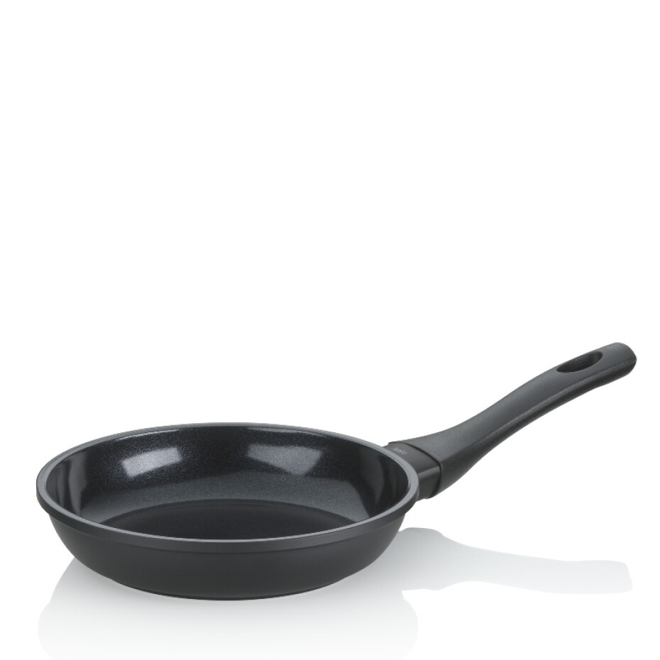 KELA Pánev s keramickým povrchem 20 cm ATURA černá KL-15163 - main (0)