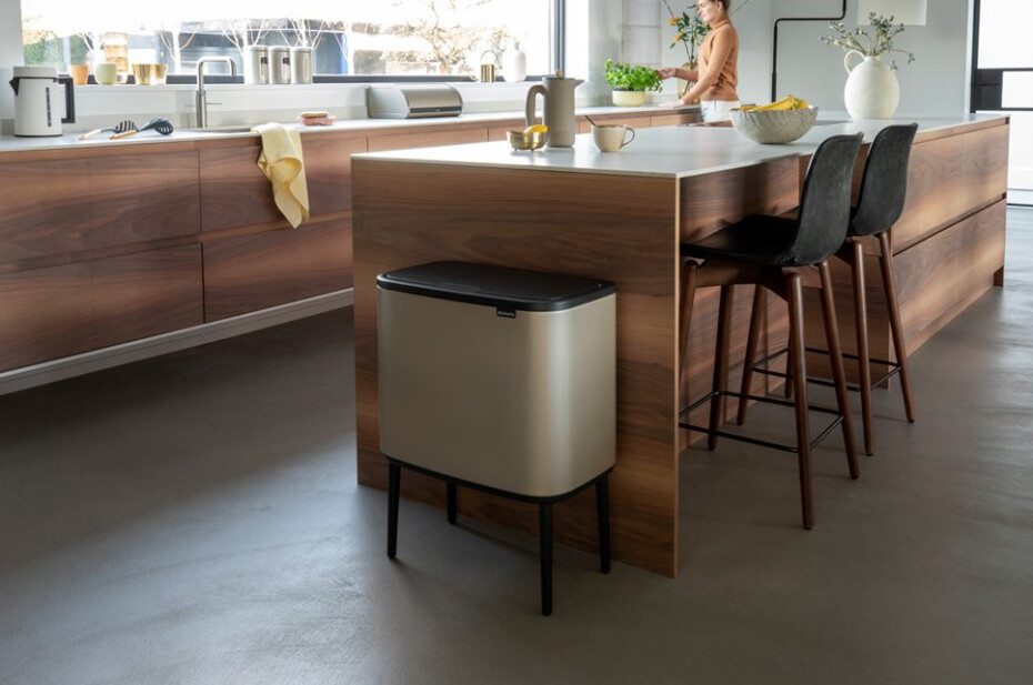 Dotykový odpadkový koš BO TOUCH BIN 36 l, champagne, Brabantia - main (7)