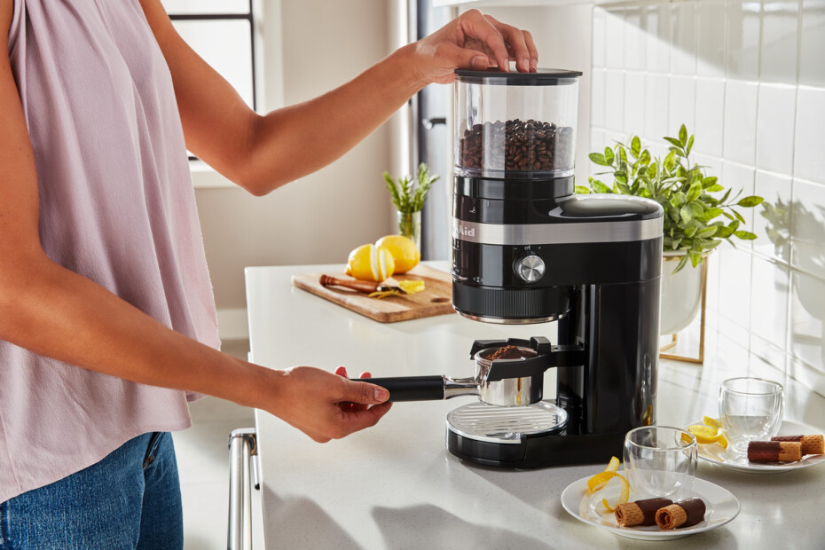 Elektrický mlýnek na kávu 5KCG8433EOB, s mlecími kameny, černá, KitchenAid - main (4)