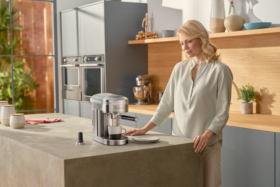 Pákový kávovar ARTISAN 5KES6503ESX, nerezová, KitchenAid - main (3)