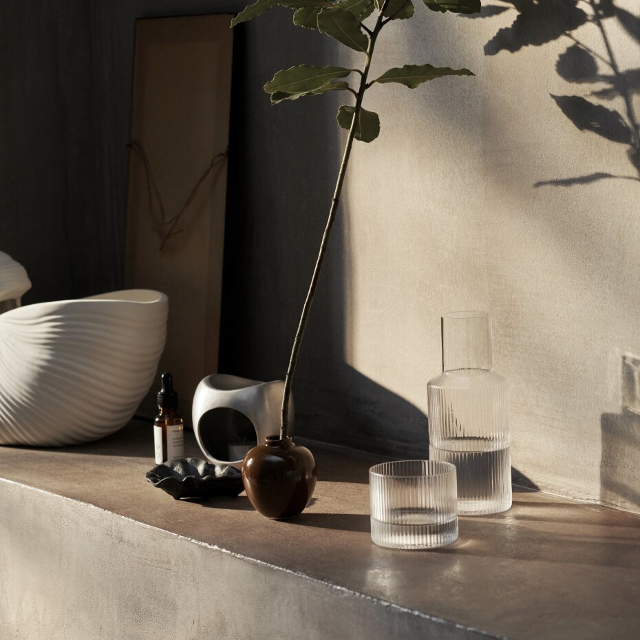 Karafa na vodu RIPPLE 500 ml, se sklenicí, čirá, sklo, ferm LIVING - main (3)