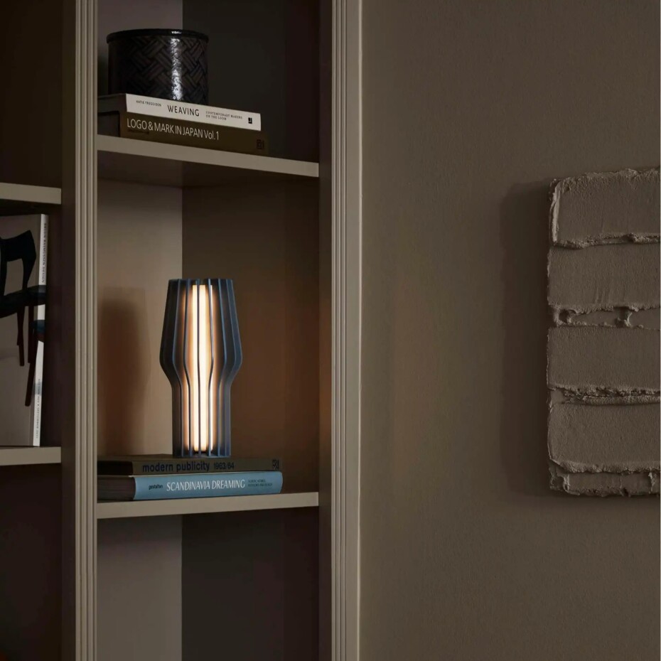 Přenosná stolní lampa RADIANT 25 cm, LED, oblačně modrá, plast, Eva Solo - main (2)