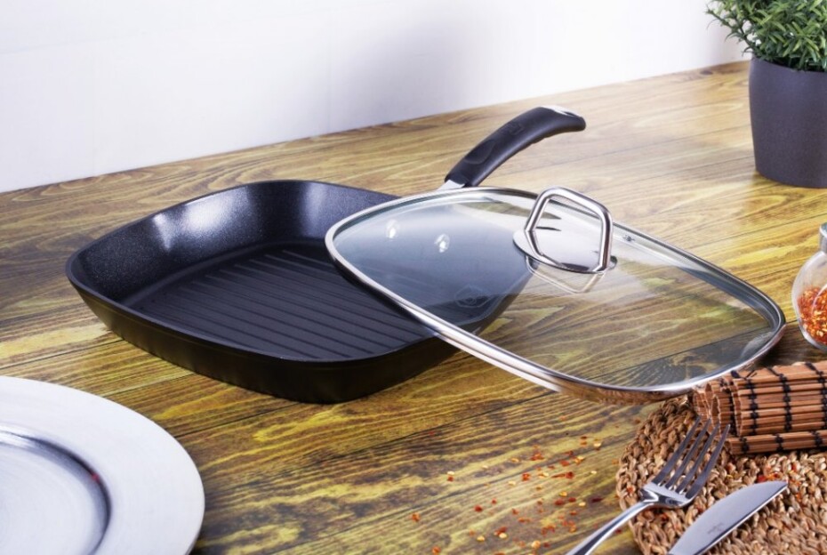 BERLINGERHAUS Pánev grilovací s poklicí 28 cm Black Professional Line BH-6130 - main (7)