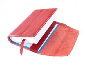 Product detail of Variabilní kožený obal na knihu se záložkou - kůže červená