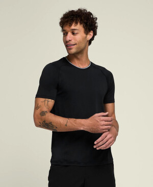 Product detail of Pánské tričko Wilson  M Team Seamless Crew Black S