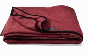 Product detail of Cocoon fleeceová deka Fleece Blanket cherry