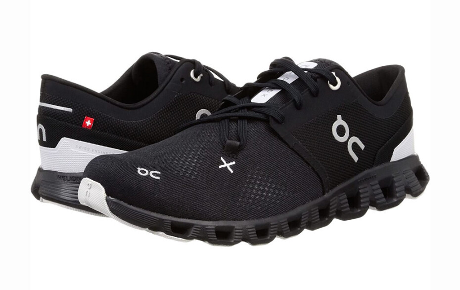 Dámská běžecká obuv On  Cloud X Black  EUR 38,5 - main (3)