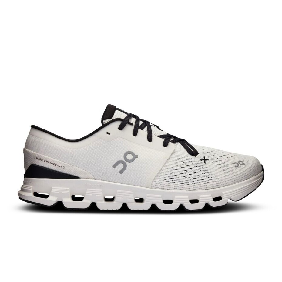 Pánská běžecká obuv On  Cloud X 4 Ivory/Black  EUR 43 - main (0)