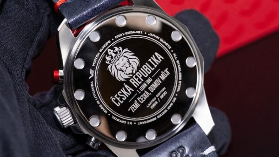 Vostok Europe Limitovaná edice Česká republika 6S21-225A481 - main (16)