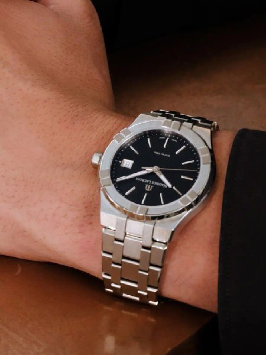 Maurice Lacroix Aikon Quartz AI1108-SS002-330-1 - main (9)