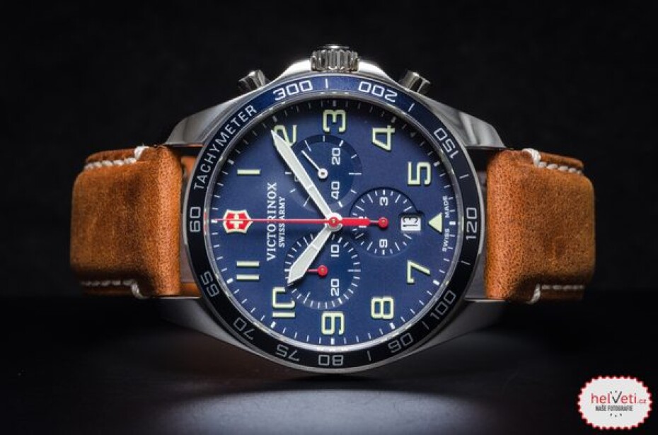 Victorinox FieldForce Chrono 241854 - main (2)