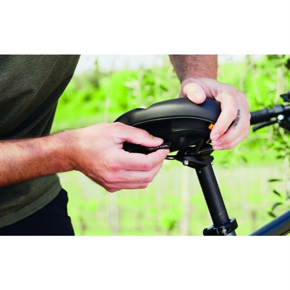 Selle Royal Explora Relaxed černé - main (4)