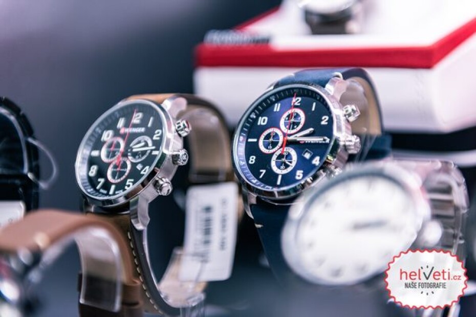 Wenger Attitude Chrono 01.1543.109 - main (18)