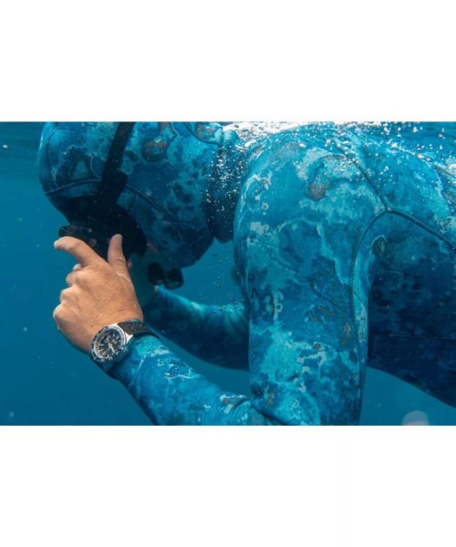 Luminox Pacific Diver Automatic 3100 Series XS.3101 - main (12)