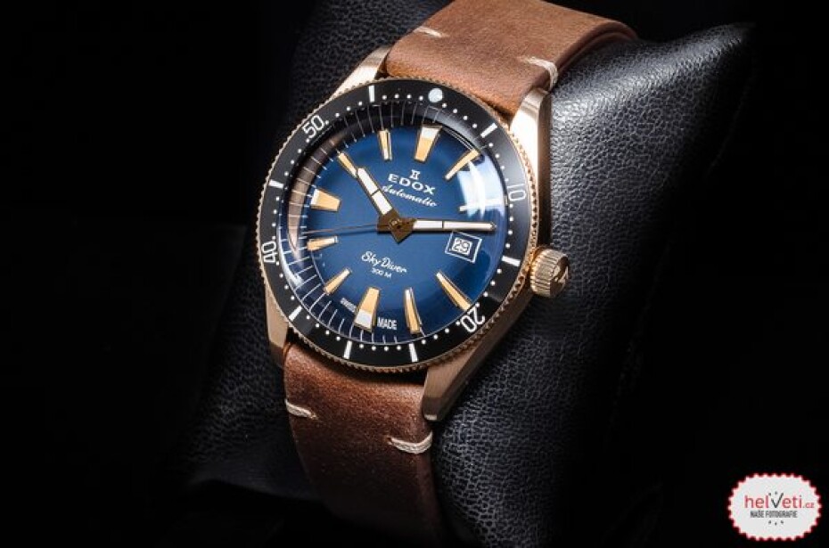 EDOX Skydiver Date Automatic 80126-BRN-BUIDR Limited Edition - main (5)