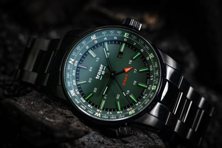 Traser P68 Pathfinder GMT Green Ocel - main (7)