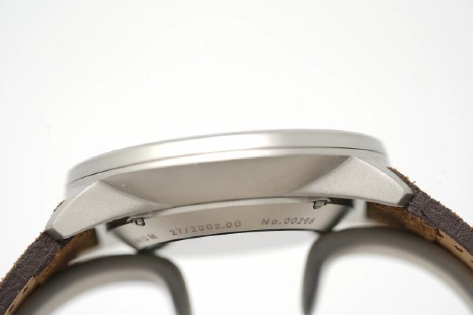 Junghans Form A Titan 27/2002.00 - main (7)