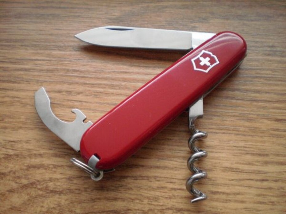 Nůž Victorinox Waiter - main (2)