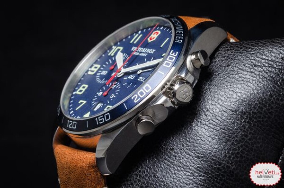Victorinox FieldForce Chrono 241854 - main (7)
