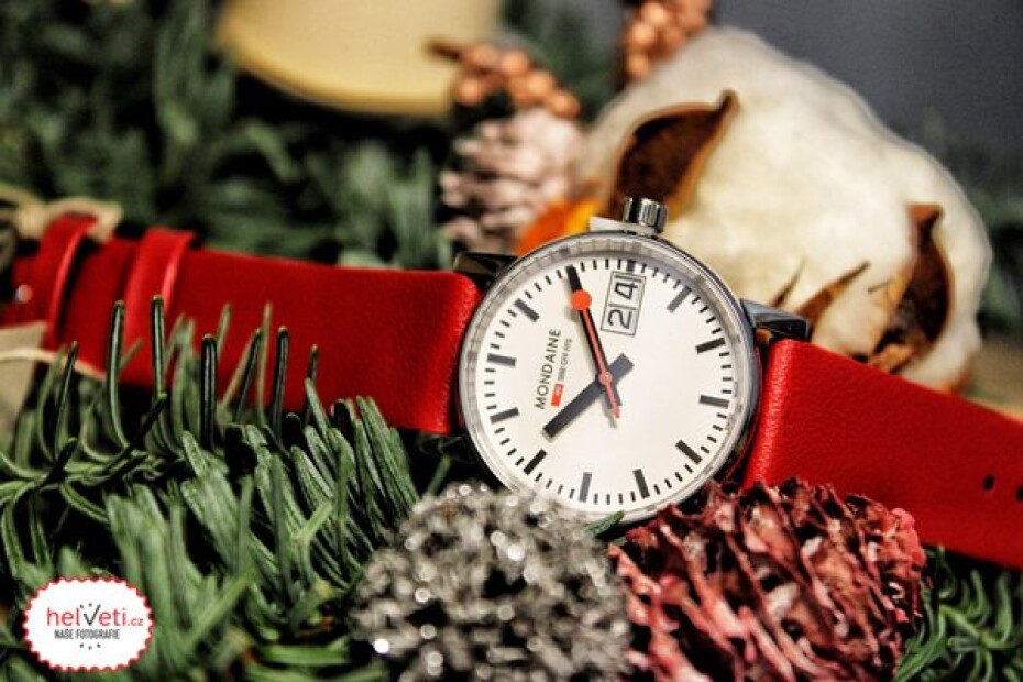 Mondaine Evo2 MSE.30210.LCV - main (12)