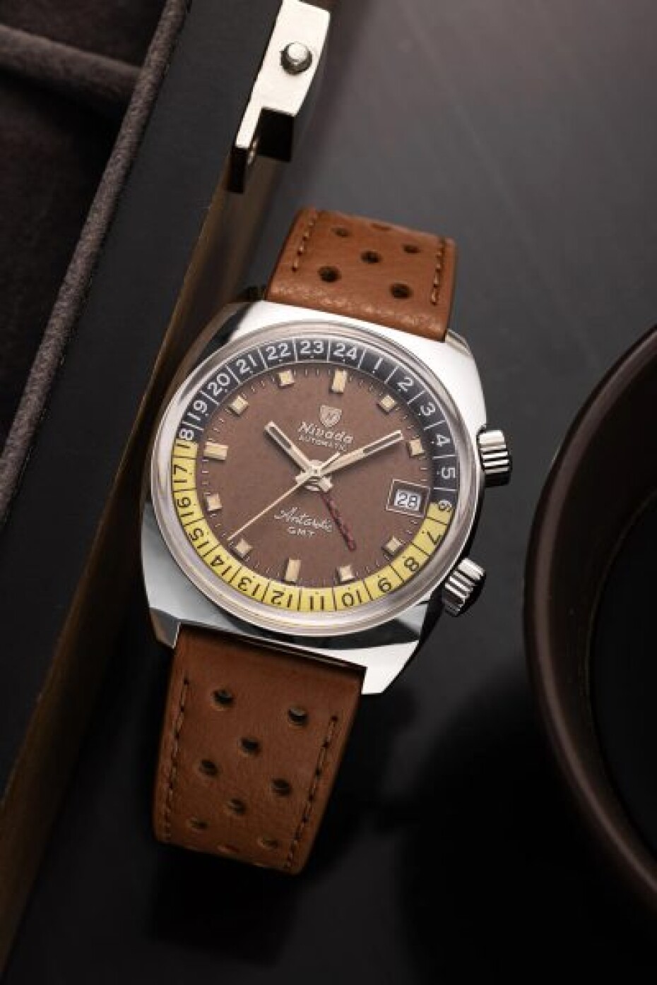 Nivada Grenchen Antarctic GMT - Tropical - Brown Leather - main (11)