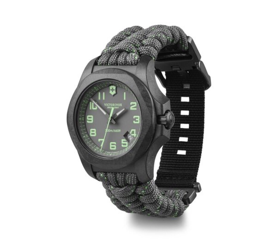 Victorinox I.N.O.X. Carbon 241861 - main (1)