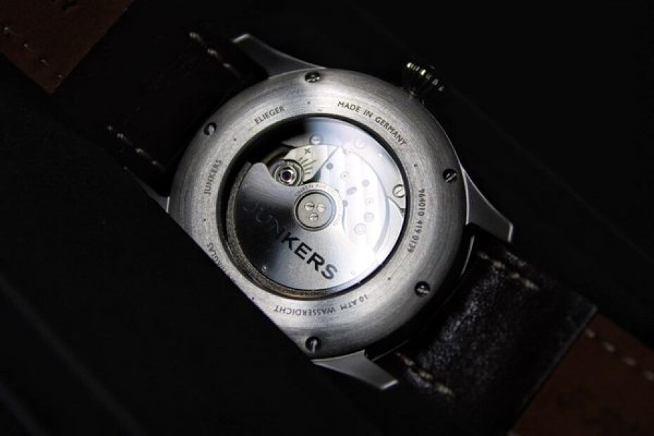 Junkers Flieger Powerreserve 9.64.01.06 - main (6)
