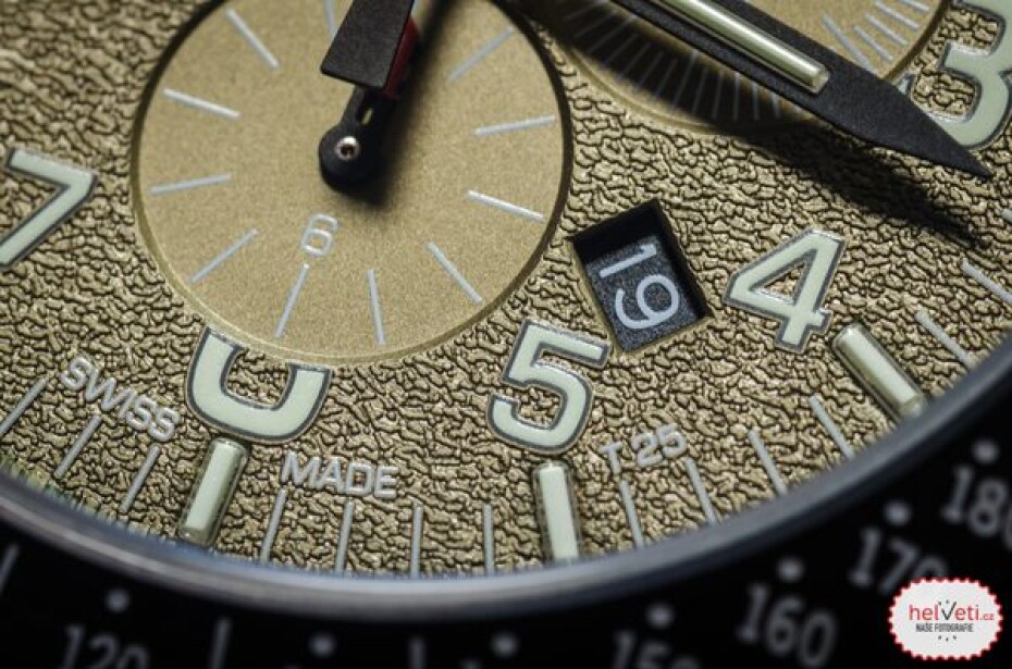 Traser P67 Officer Pro Chronograph Khaki Nato - main (9)