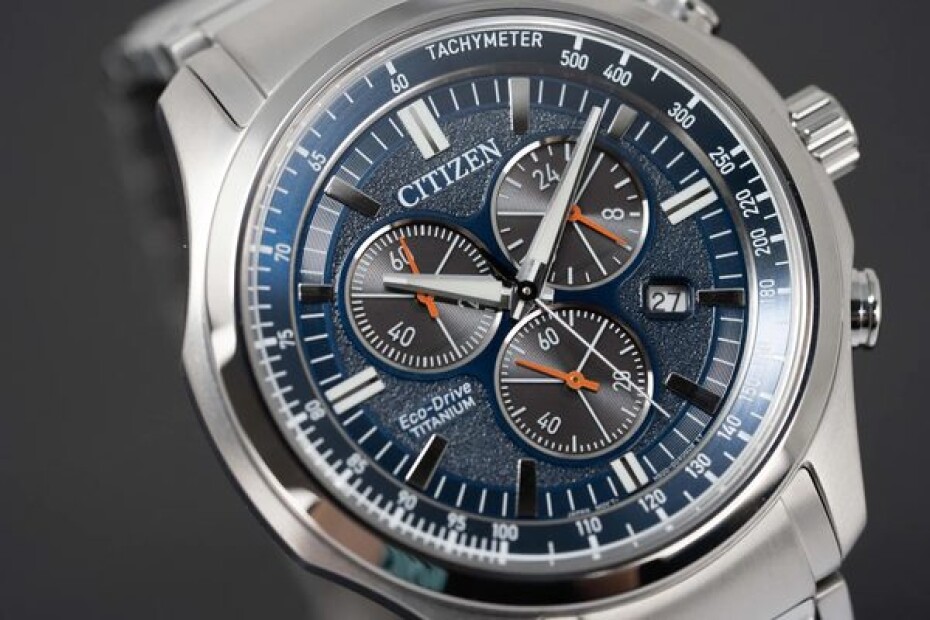 Citizen Eco-Drive Sports Chronograph Super Titanium AT2530-85L - main (5)