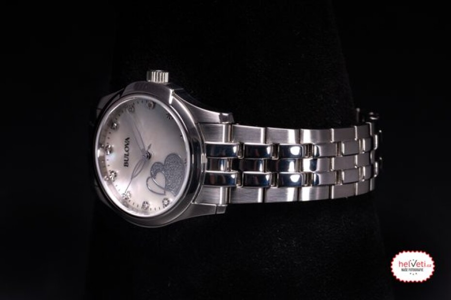 Bulova Diamond 96P182 - main (3)