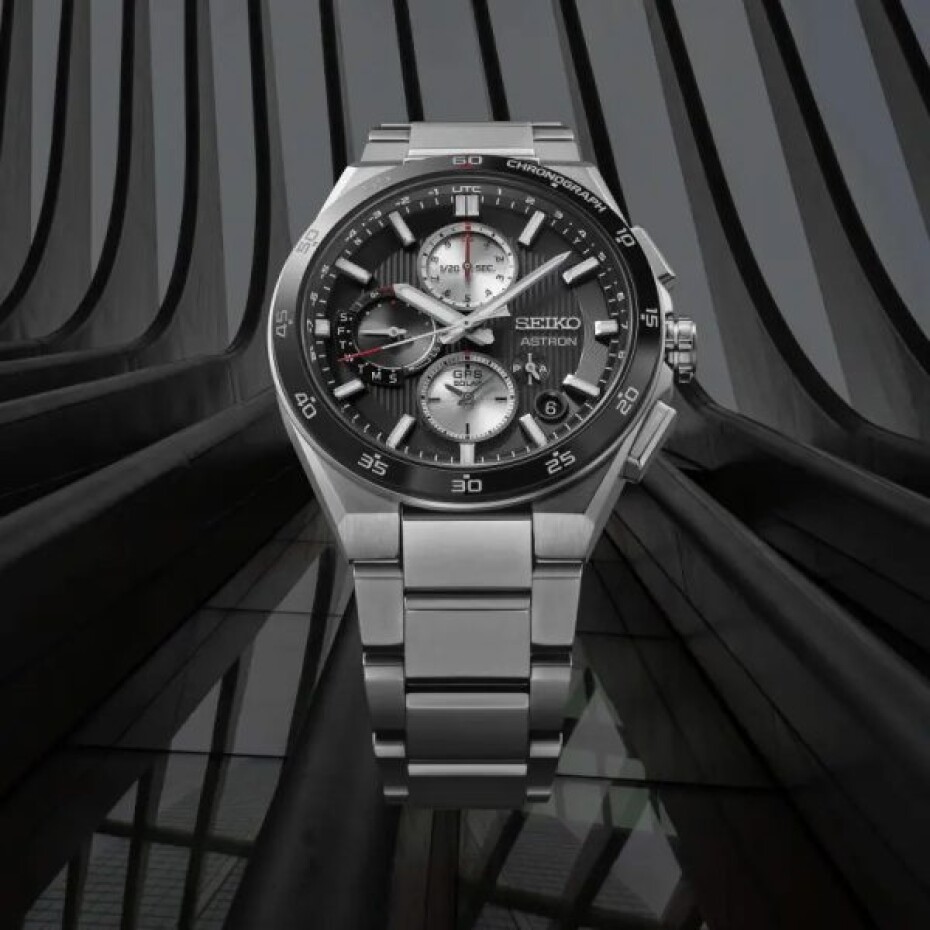 Seiko Astron Dual-Time Chronograph SSH151J1 - main (5)