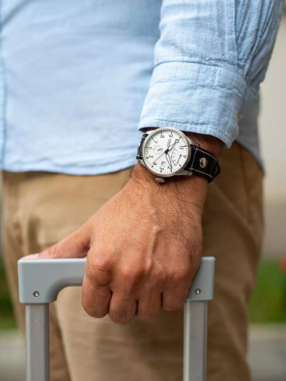 Junkers Flieger Powerreserve 964.01.03 - main (5)