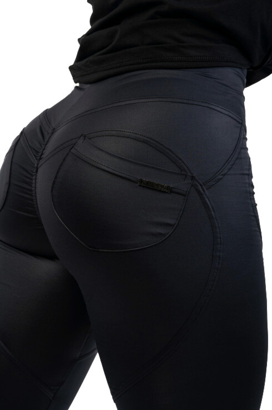 Nebbia Glossy Look Bubble Butt 586 black - main (1)