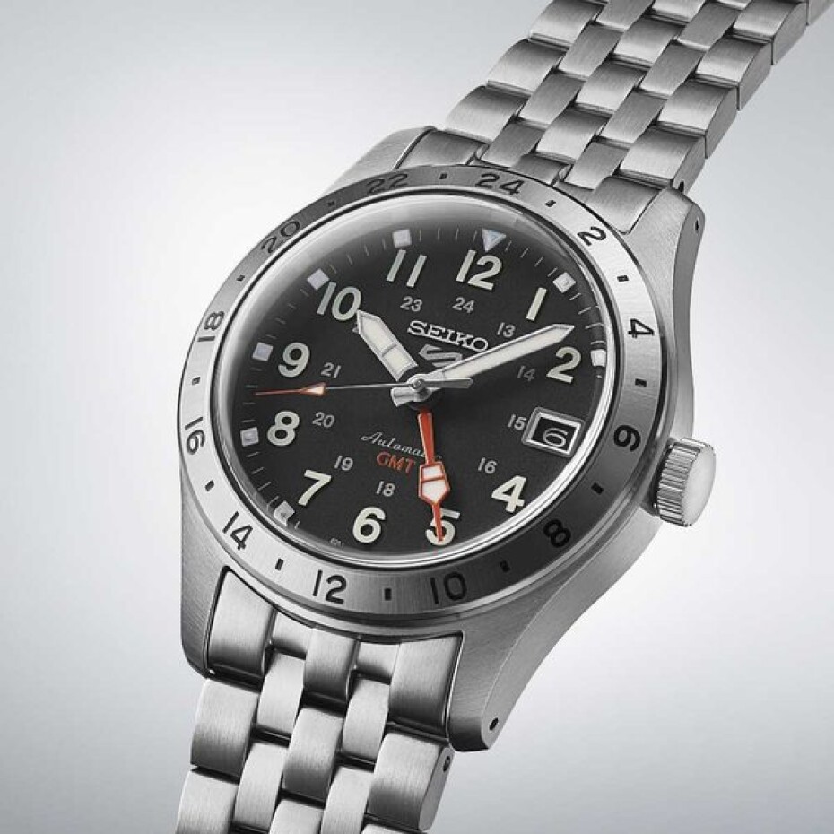 Seiko 5 Sports GMT SSK023K1 - main (16)