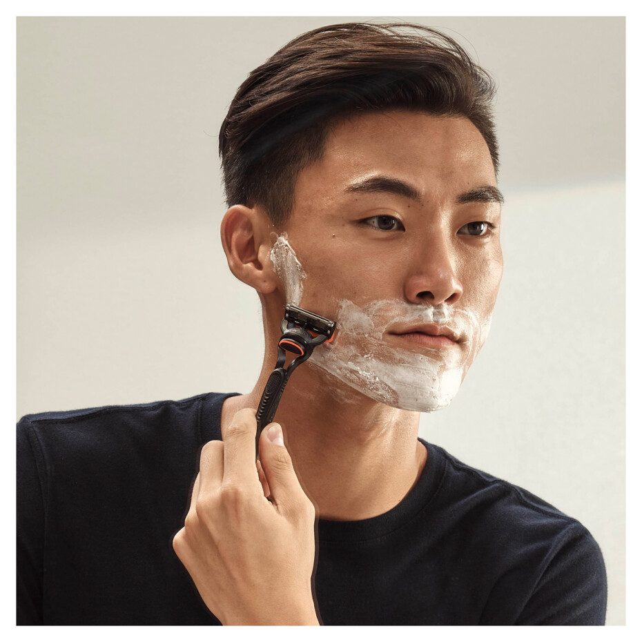Gillette Náhradní hlavice Fusion5, 12 ks - main (2)