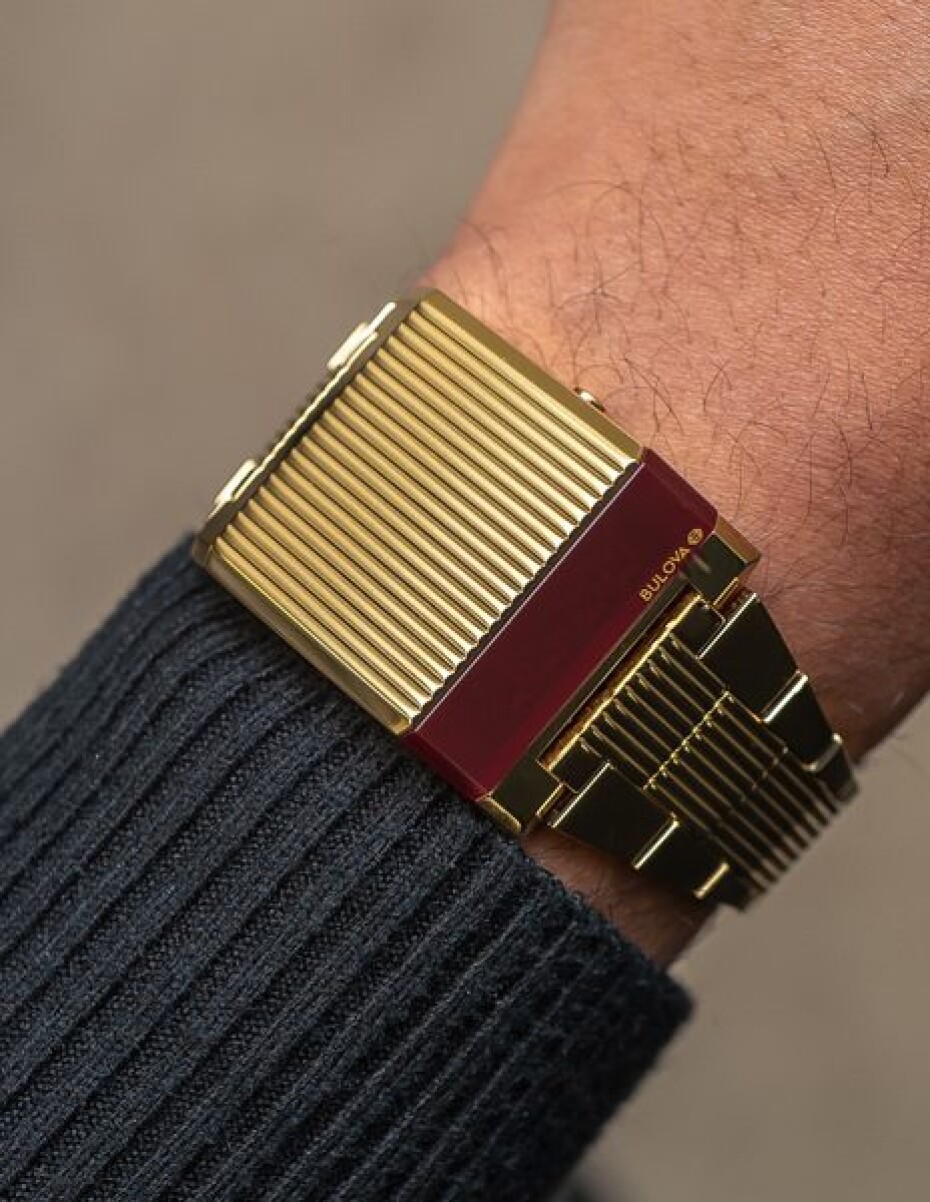 Bulova Computron 97C110 Special Edition - main (7)